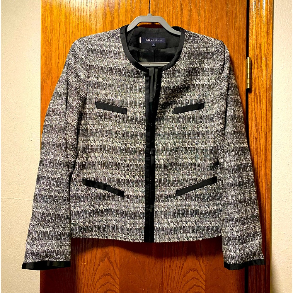 •ANNE KLEIN• Size 10 • Black White Grey Blazer